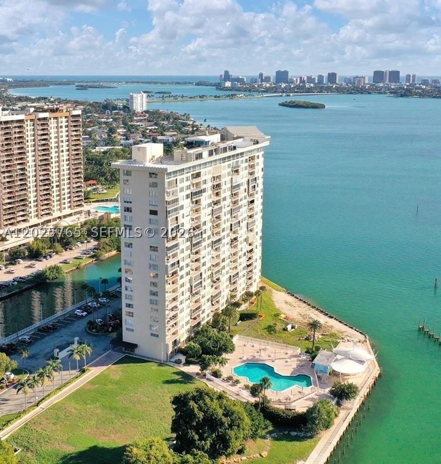 JOCKEY CLUB CONDO - Residential Lease