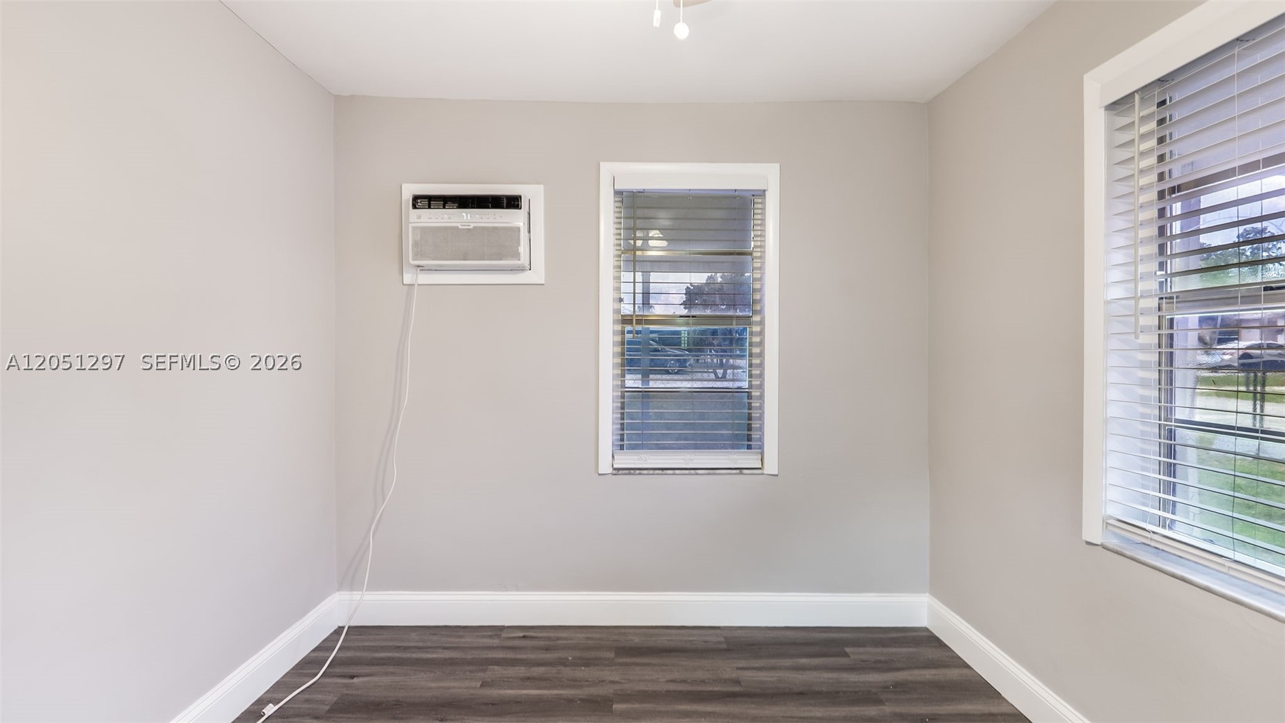STRATHFORD HEIGHTS - Residential