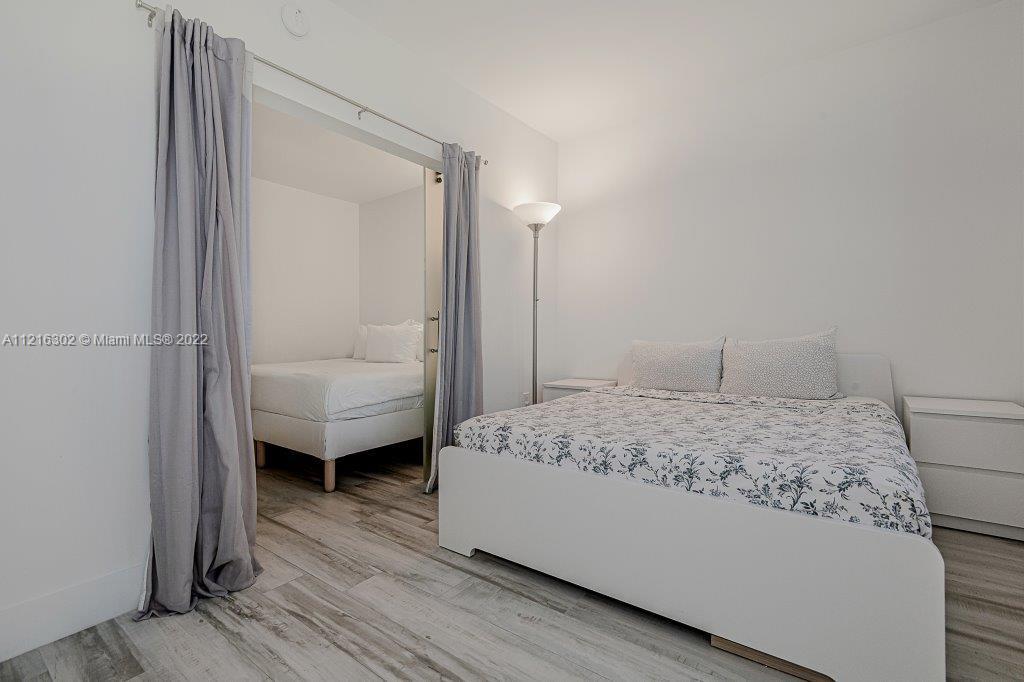 RONEY PALACE CONDO - Residential Lease