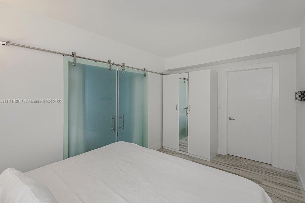 RONEY PALACE CONDO - Residential Lease