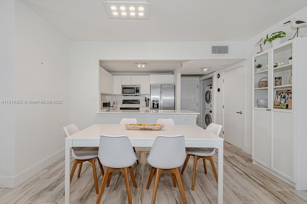 RONEY PALACE CONDO - Residential Lease