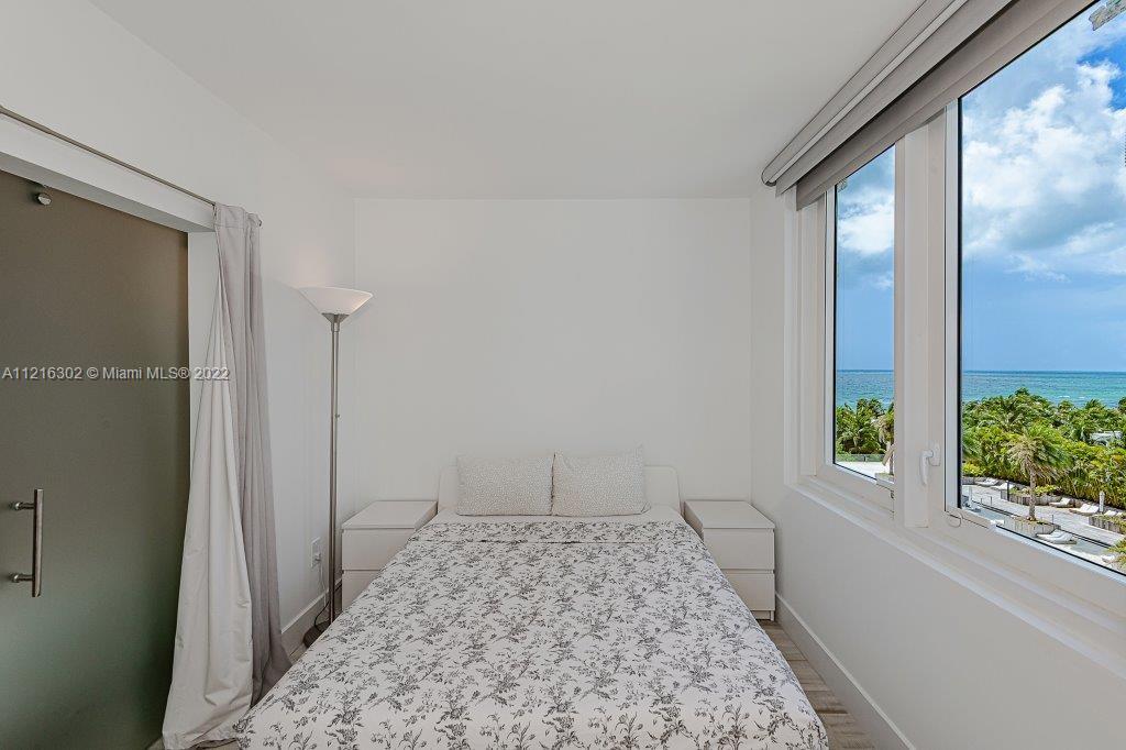 RONEY PALACE CONDO - Residential Lease