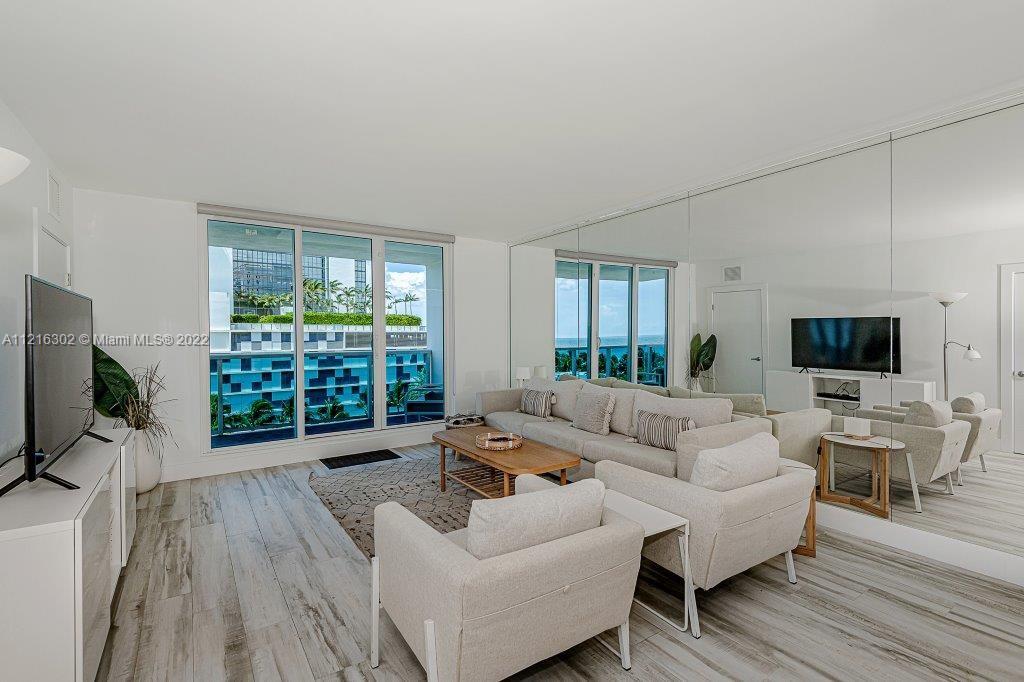 RONEY PALACE CONDO - Residential Lease