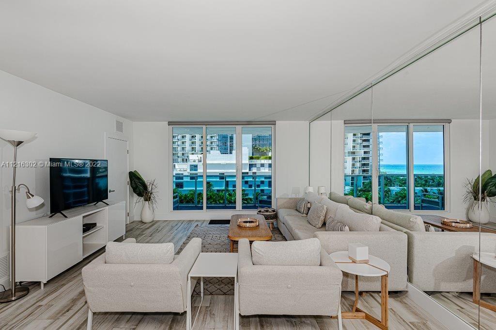 RONEY PALACE CONDO - Residential Lease