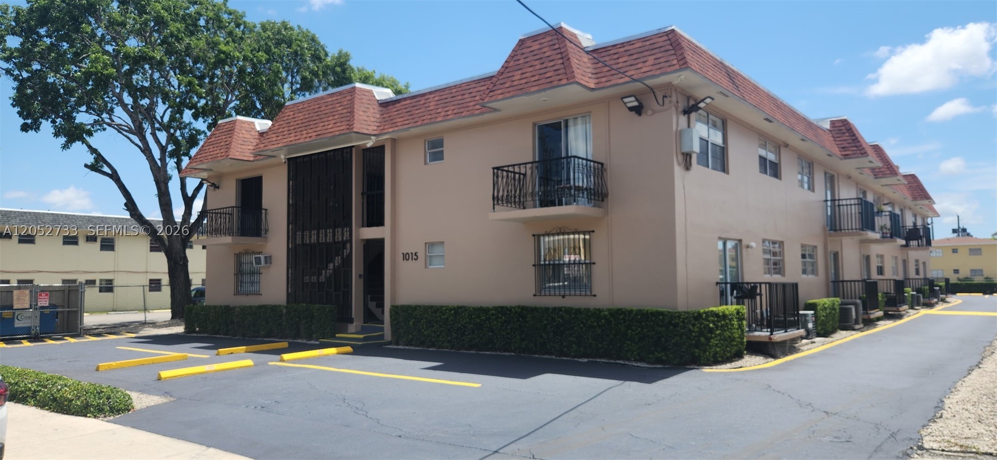 Centrally located 1/1 apartment available for lease. The property features tile flooring throughout with plenty of living space. Located near Miami International Airport, 836, Palmetto, close to Coral Gables, I-95 shopping centers, restaurants, downtown Miami, Brickell Ave, Coconut grove and much more.