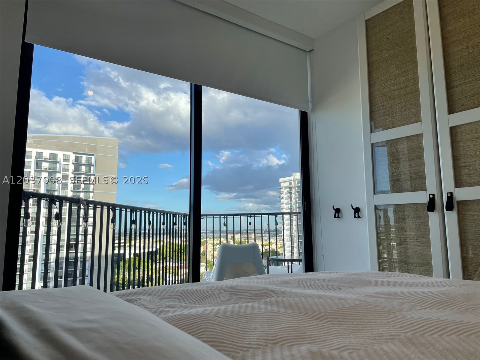 5252 PASEO CONDO - Residential Lease