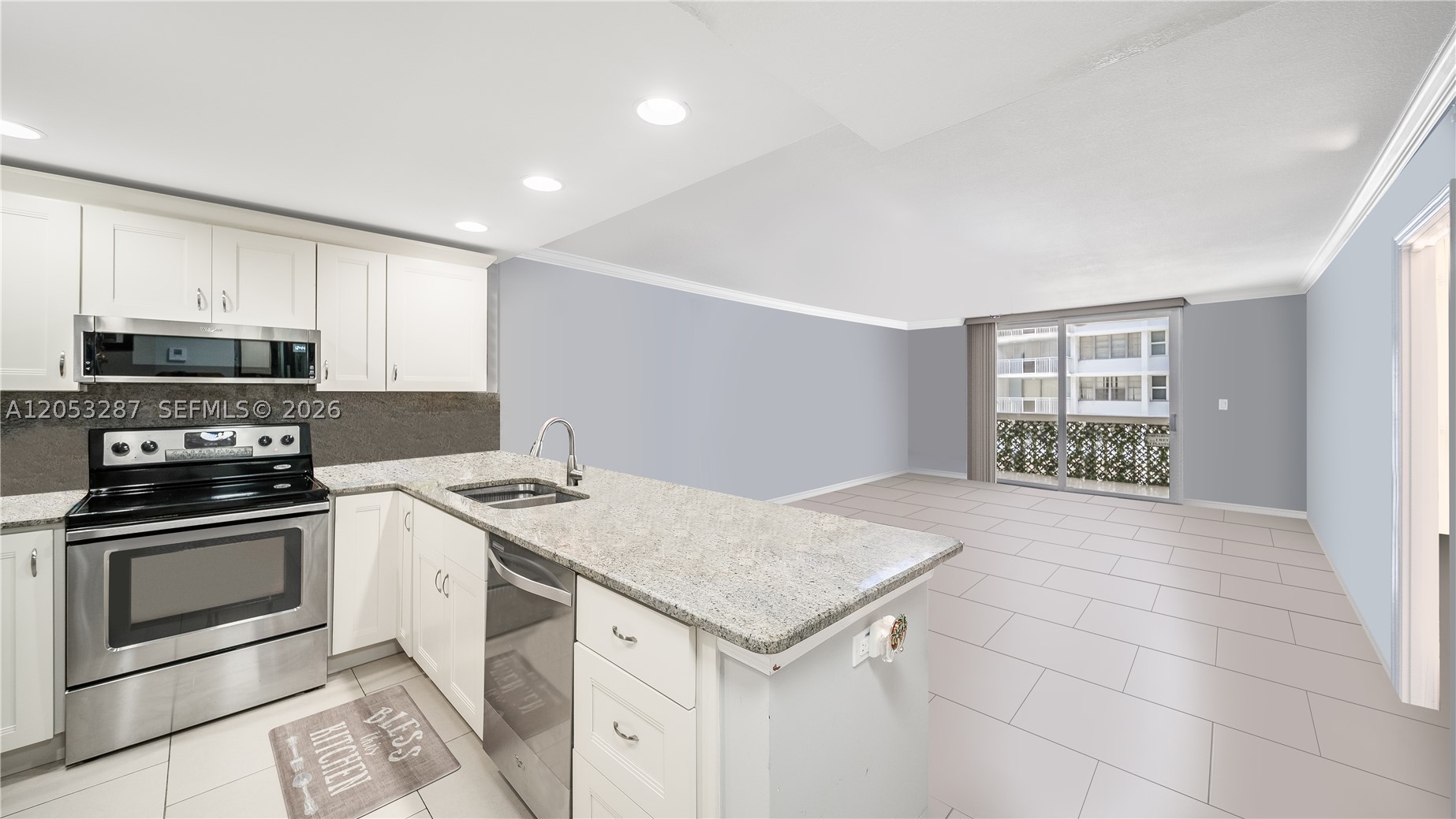 IMPERIAL TOWERS CONDO - Residential