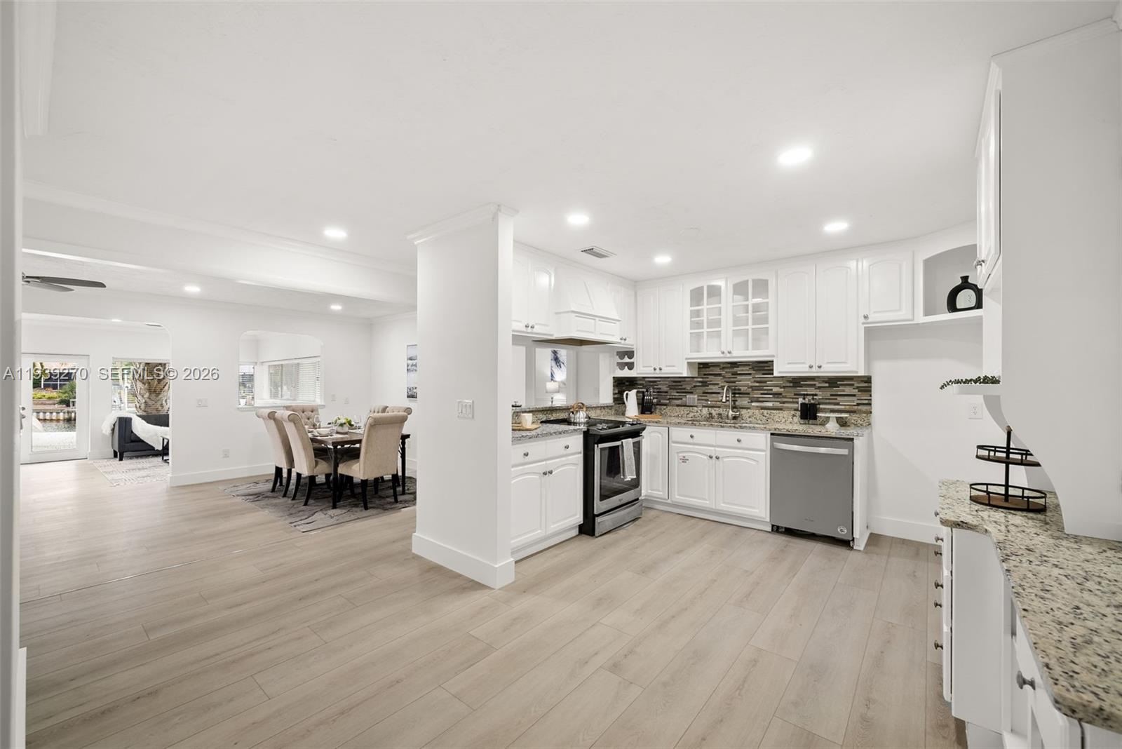 BAY POINT - Residential