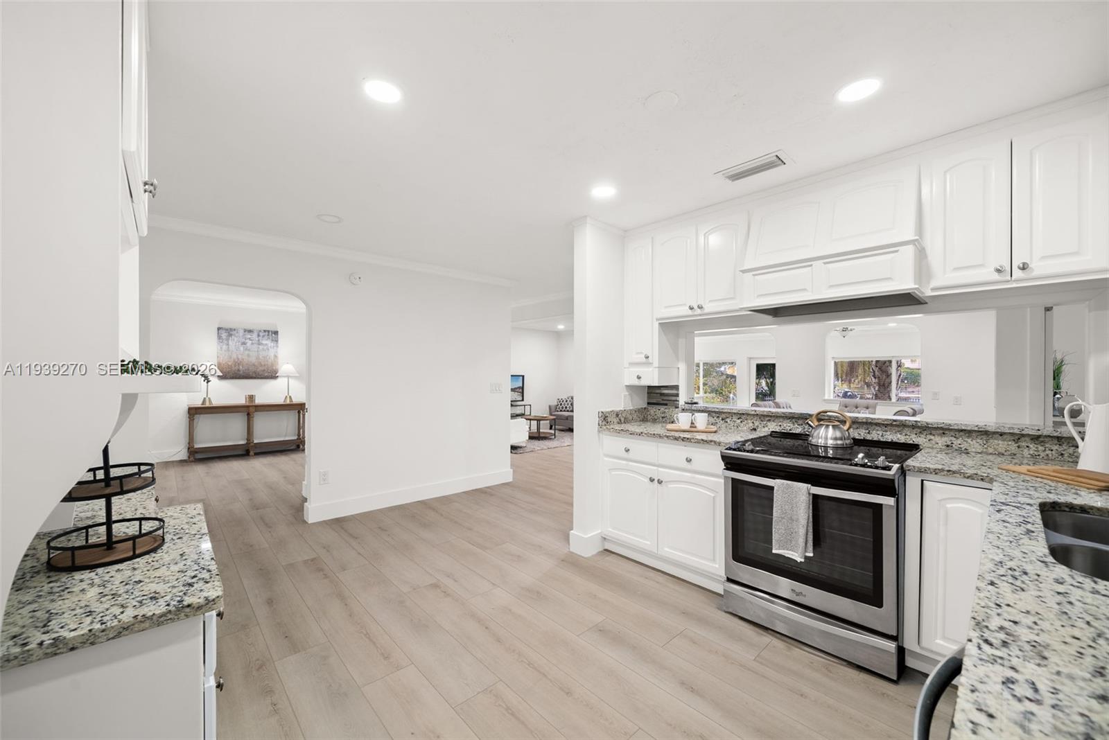 BAY POINT - Residential