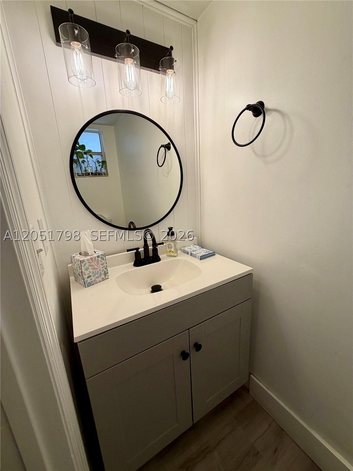 COUNTRY LANE CONDO #2 - Residential