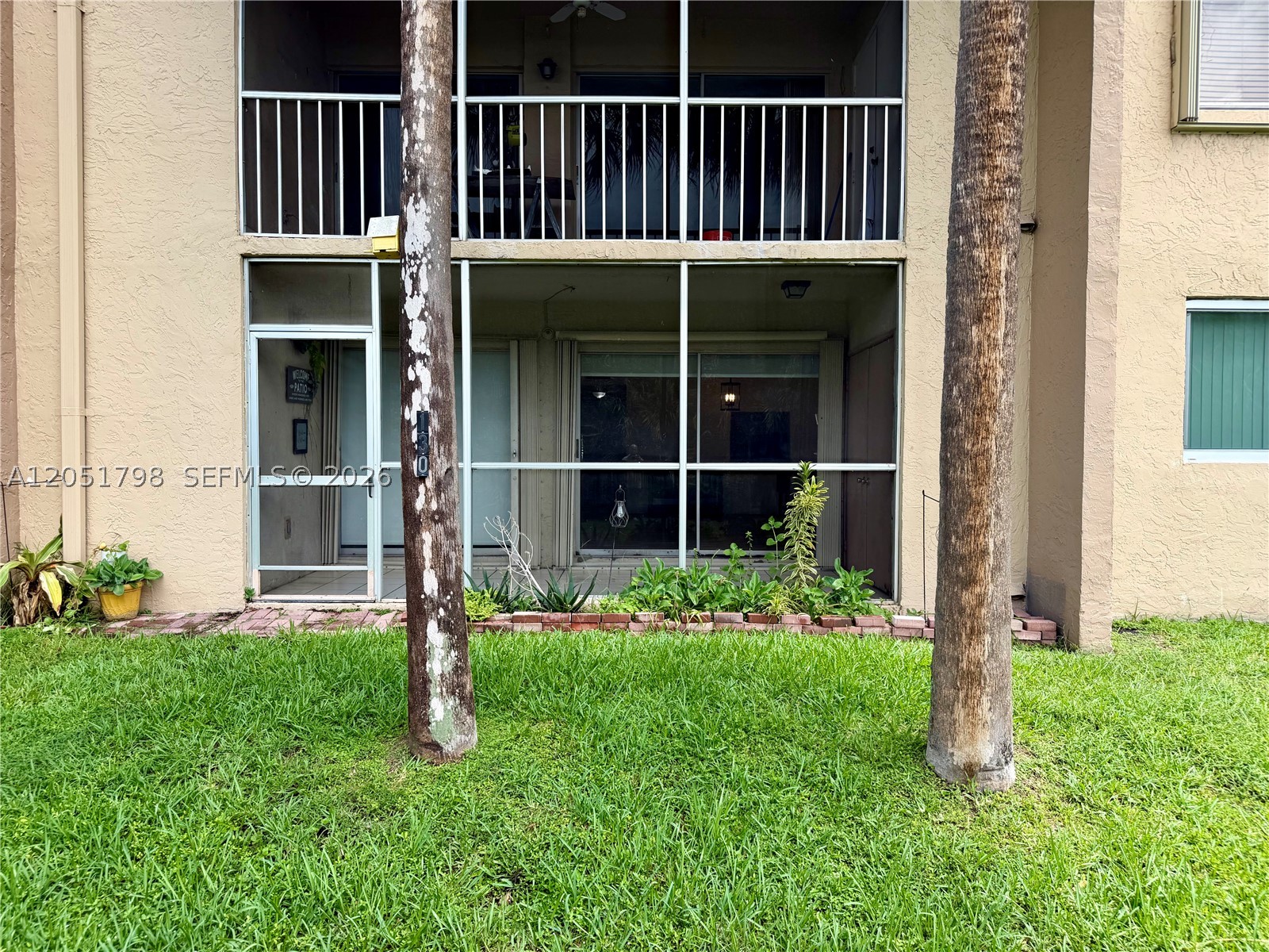 COUNTRY LANE CONDO #2 - Residential