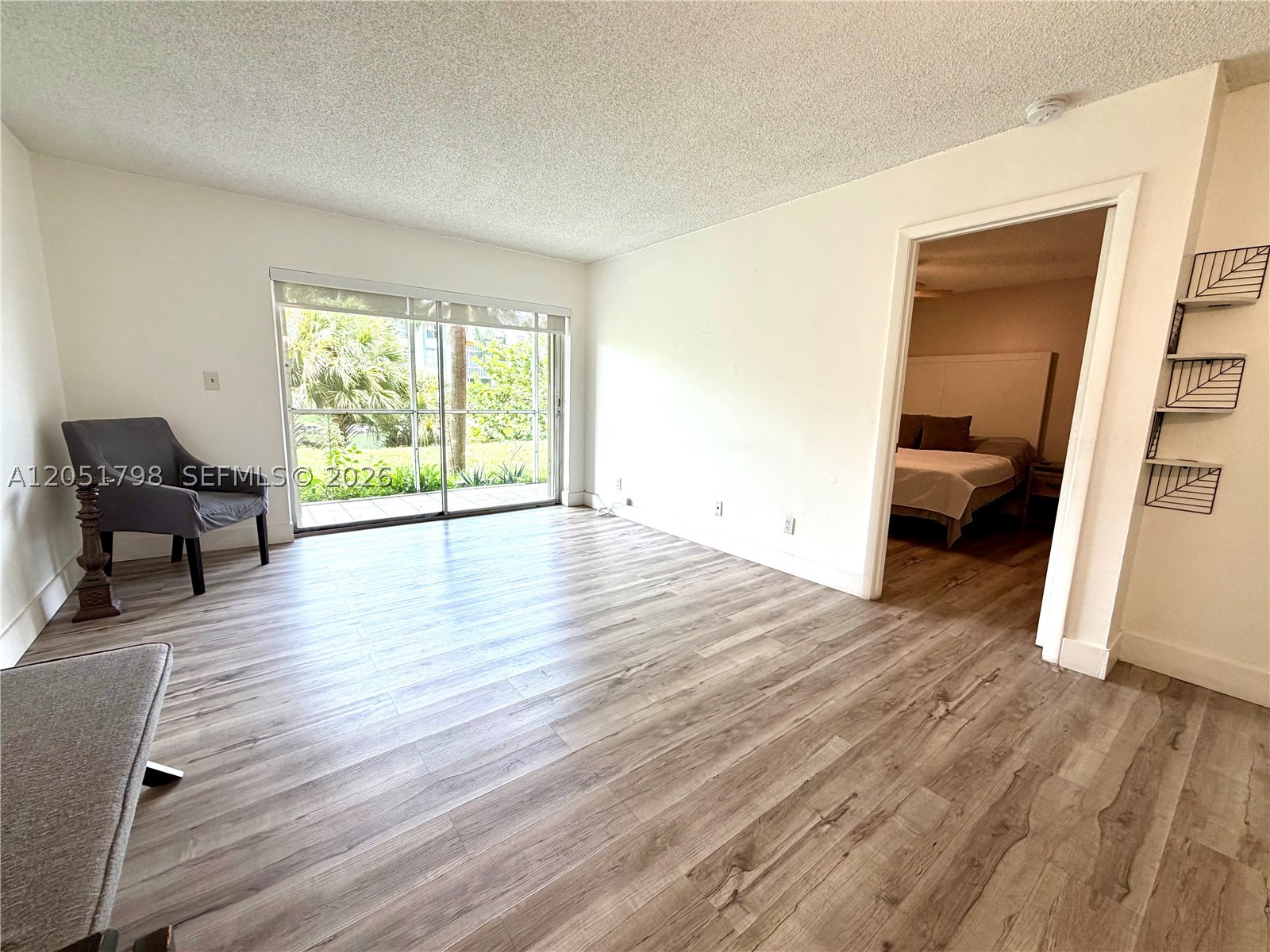 COUNTRY LANE CONDO #2 - Residential