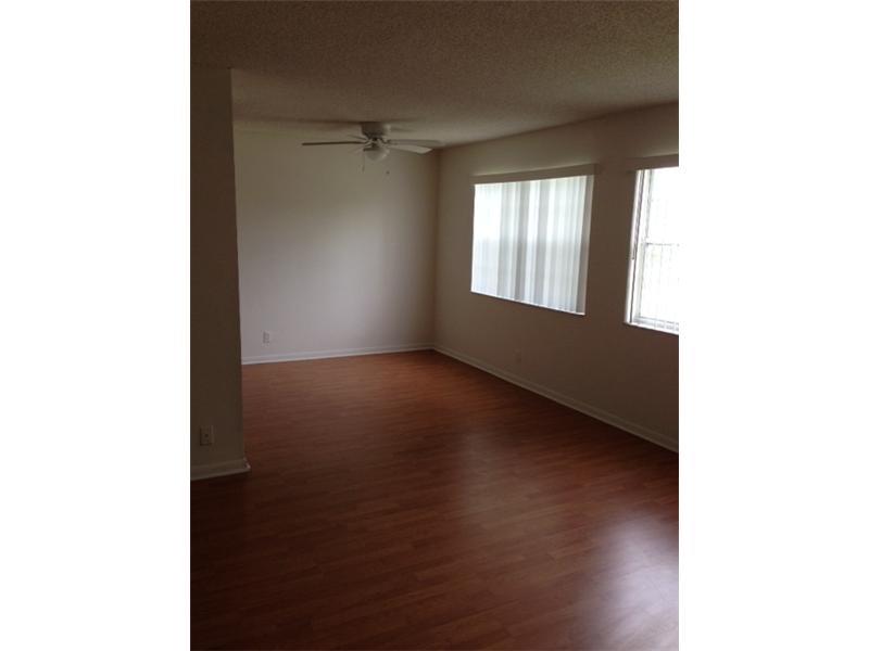 WINDMILL LAKES V CONDO - Residential Lease