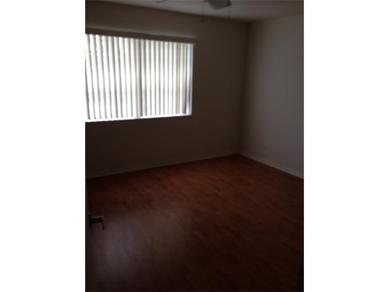 WINDMILL LAKES V CONDO - Residential Lease