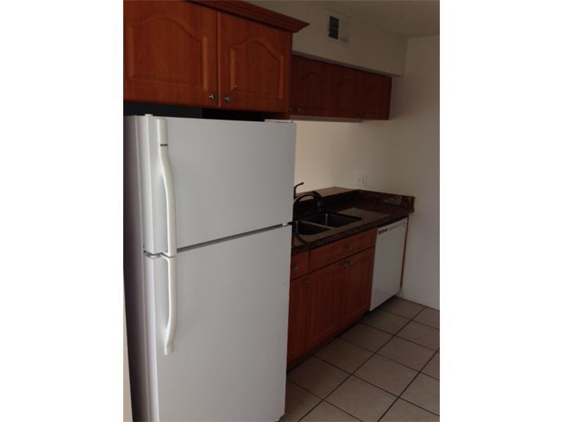 WINDMILL LAKES V CONDO - Residential Lease