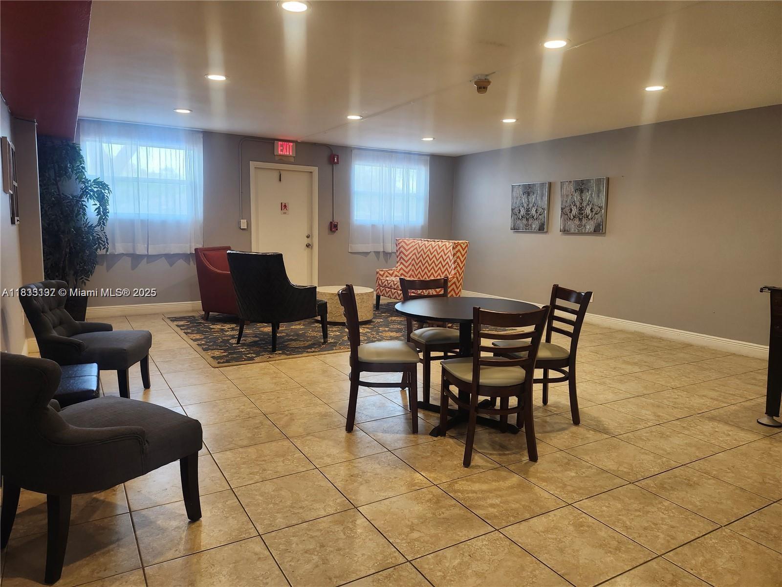 STRAND PLAZA CONDO - Residential Lease