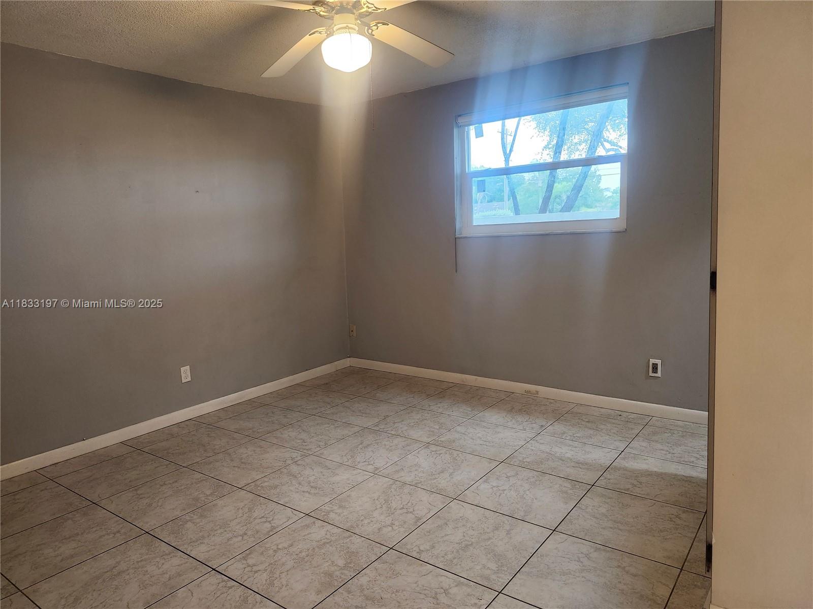 STRAND PLAZA CONDO - Residential Lease