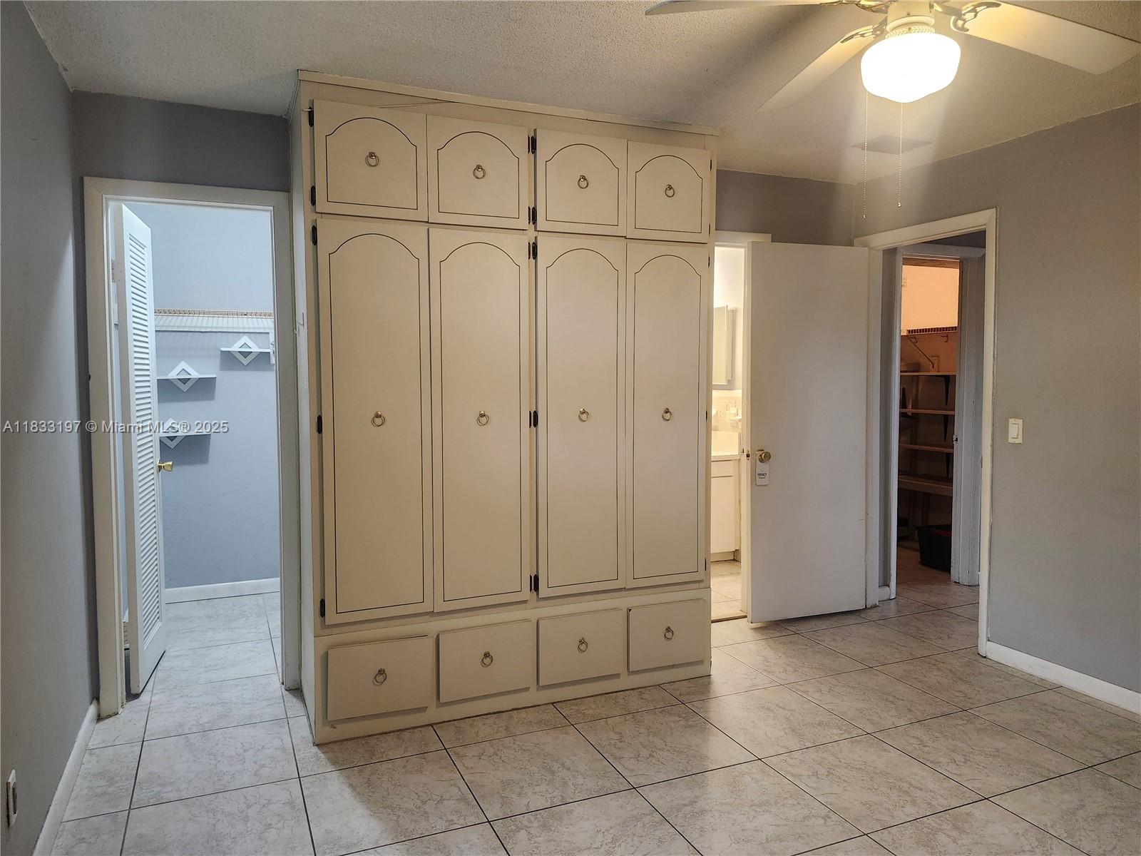 STRAND PLAZA CONDO - Residential Lease