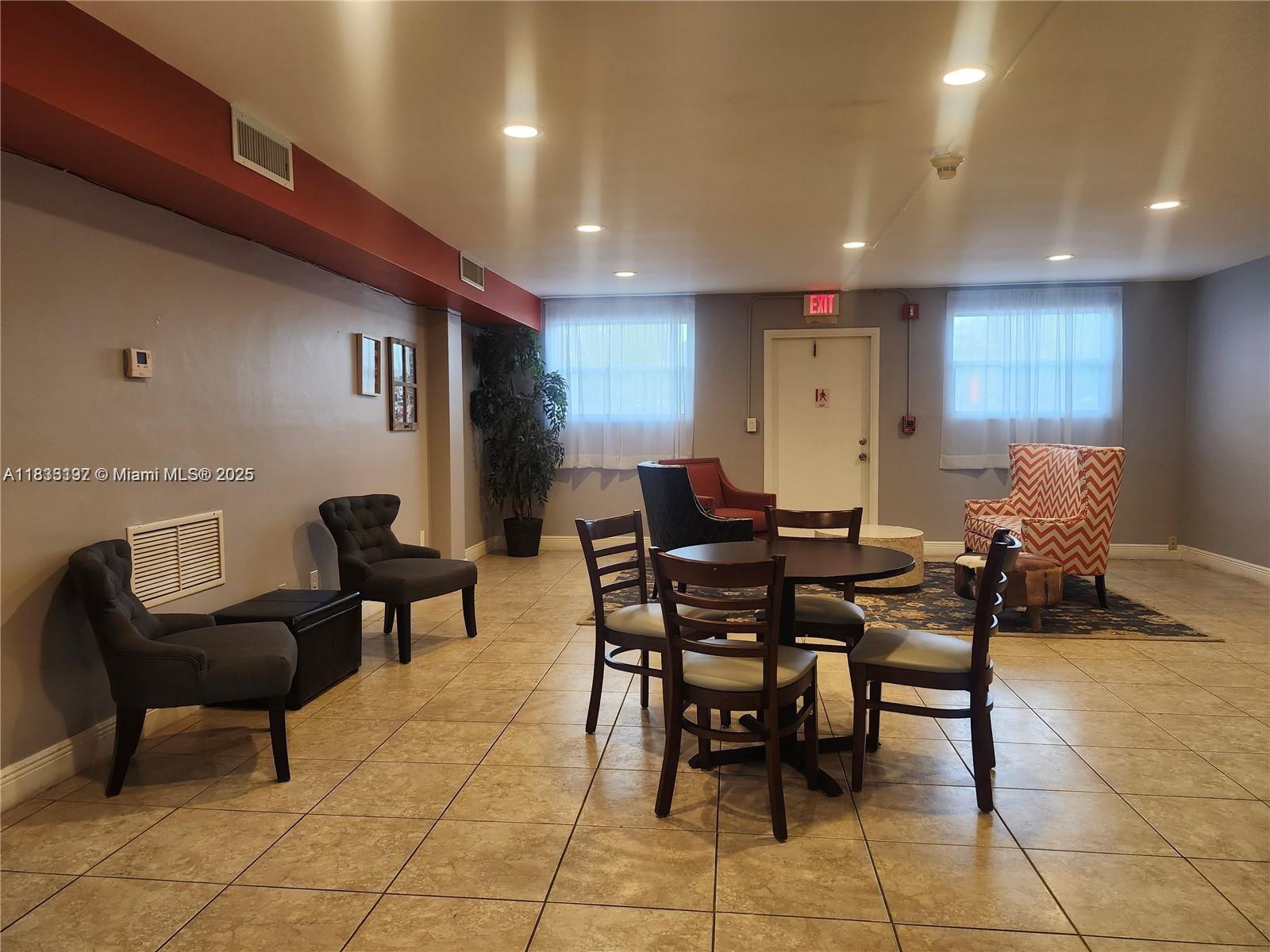 STRAND PLAZA CONDO - Residential Lease