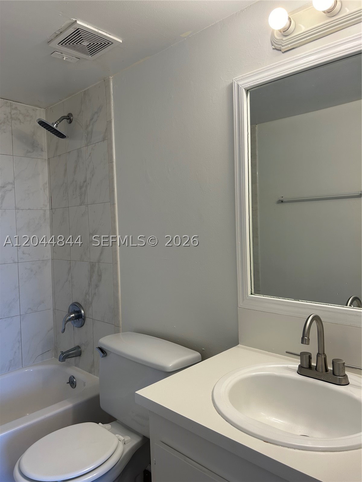 PEPPERMILL KENDALE LK'S W - Residential
