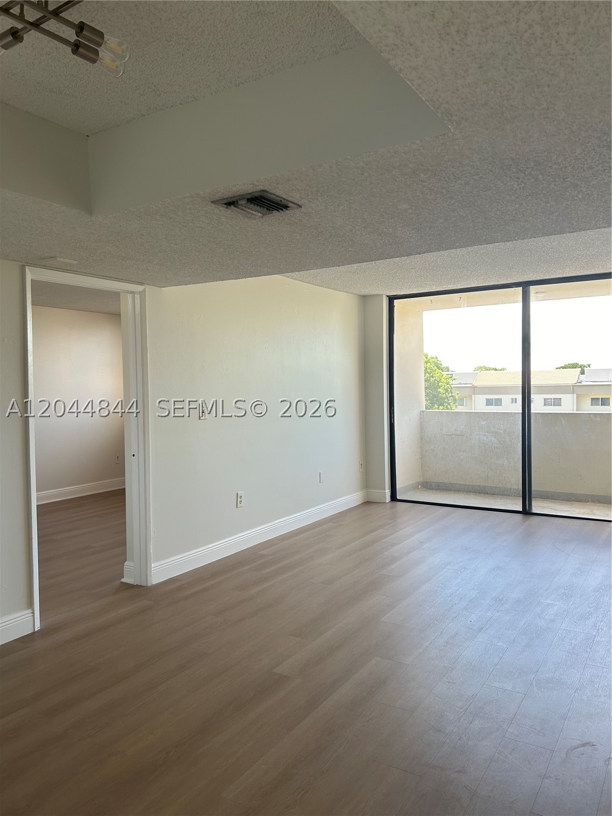 PEPPERMILL KENDALE LK'S W - Residential