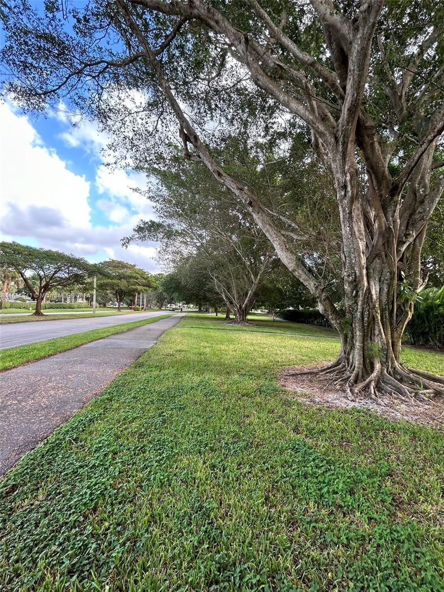 ANTIGUA VILLAGE I E CONDO - Residential Lease