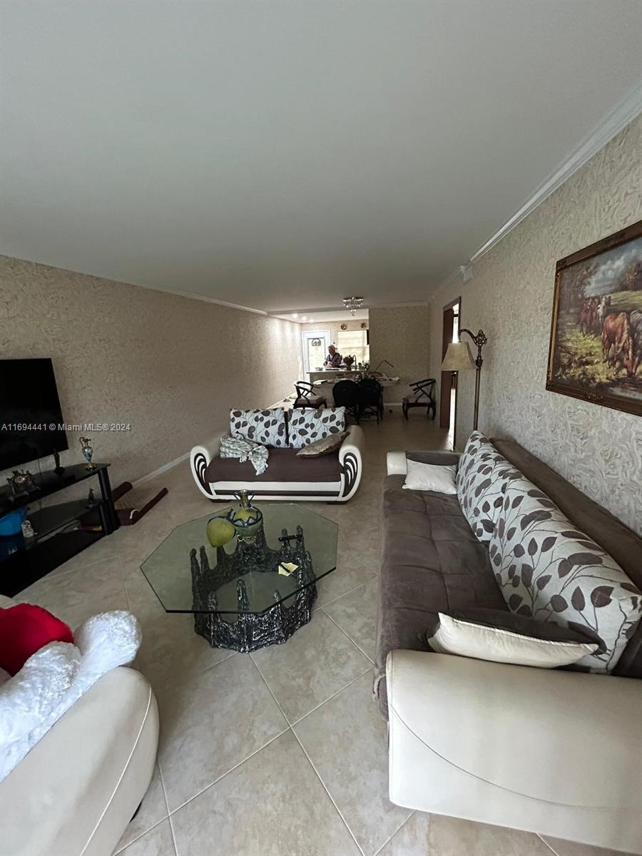 ANTIGUA VILLAGE I E CONDO - Residential Lease