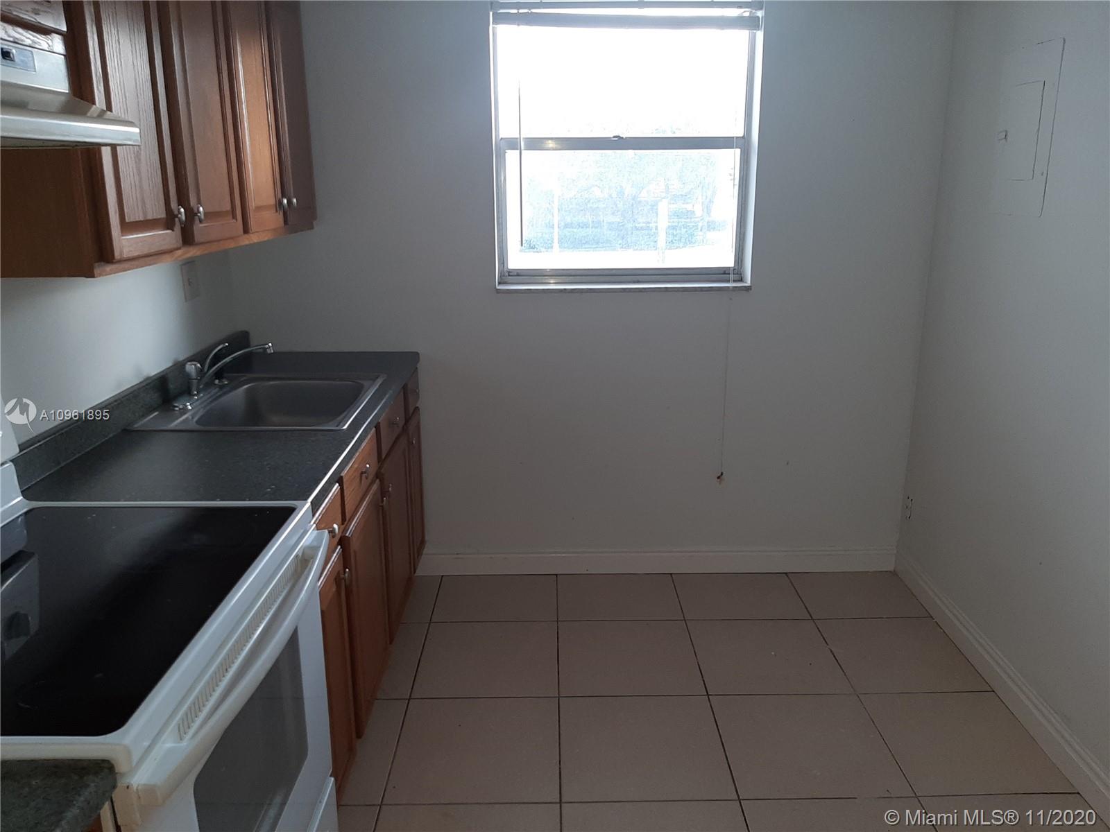 CORAL SPRING GARDENS EAST - Residential Lease