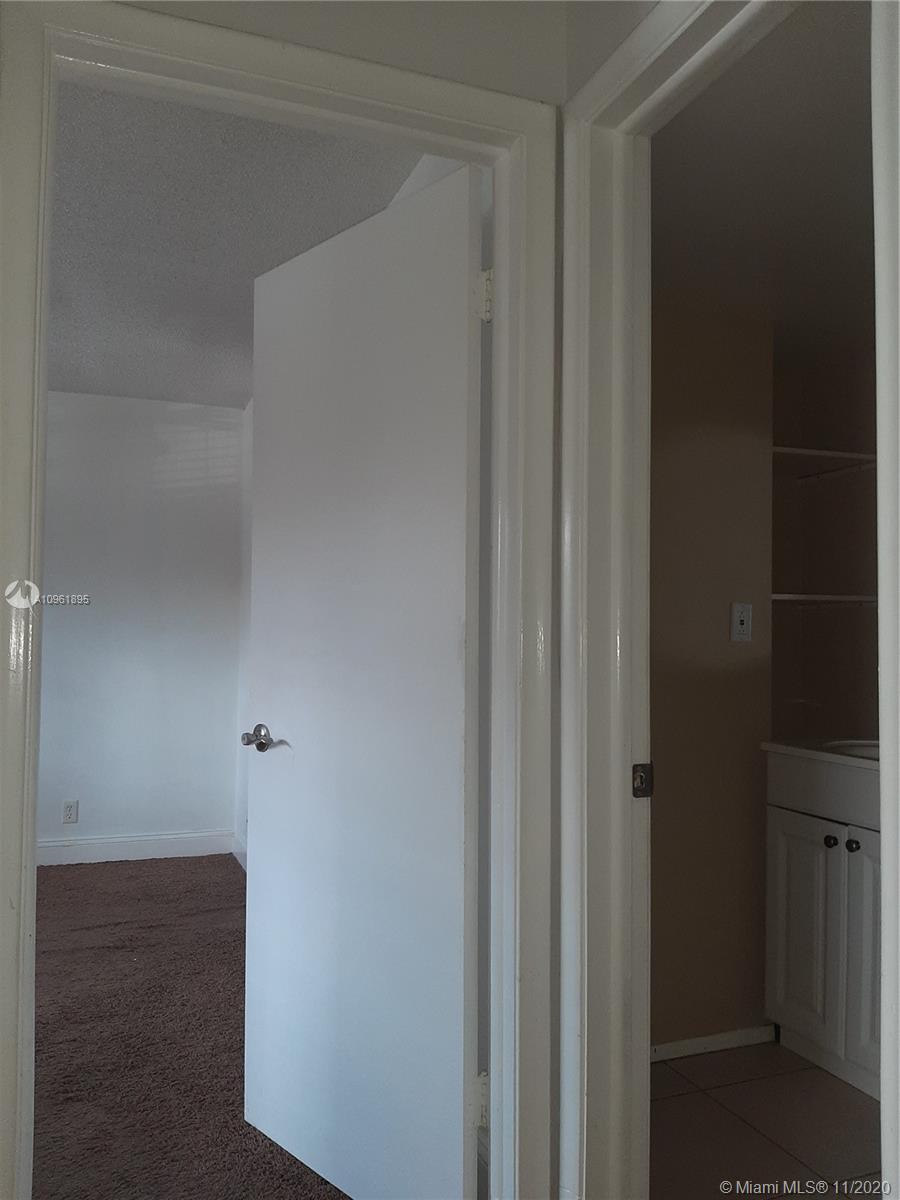 CORAL SPRING GARDENS EAST - Residential Lease