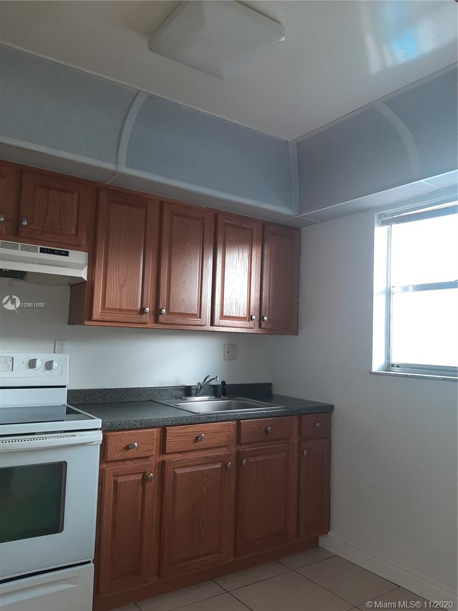 CORAL SPRING GARDENS EAST - Residential Lease