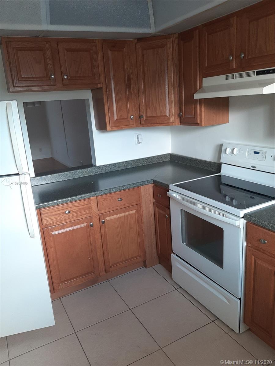 CORAL SPRING GARDENS EAST - Residential Lease