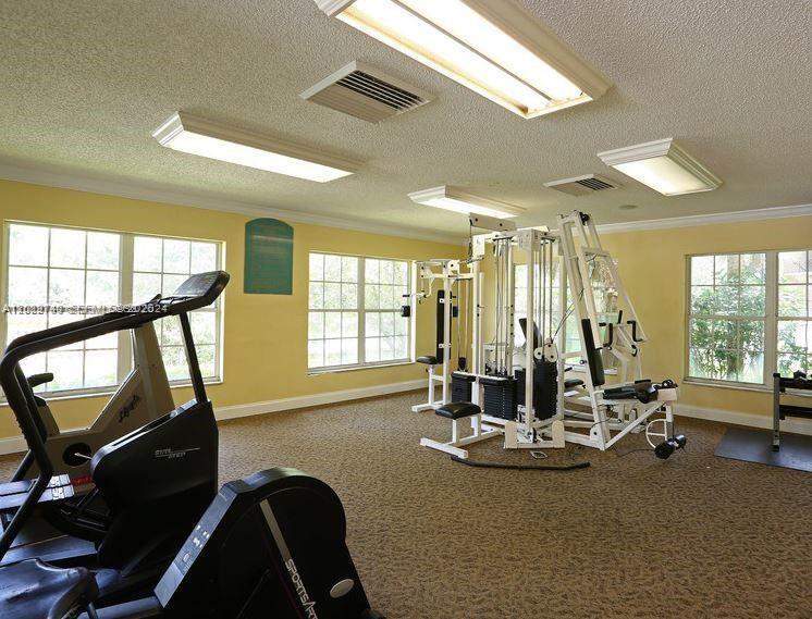 WINDWARD LAKES CONDO - Residential