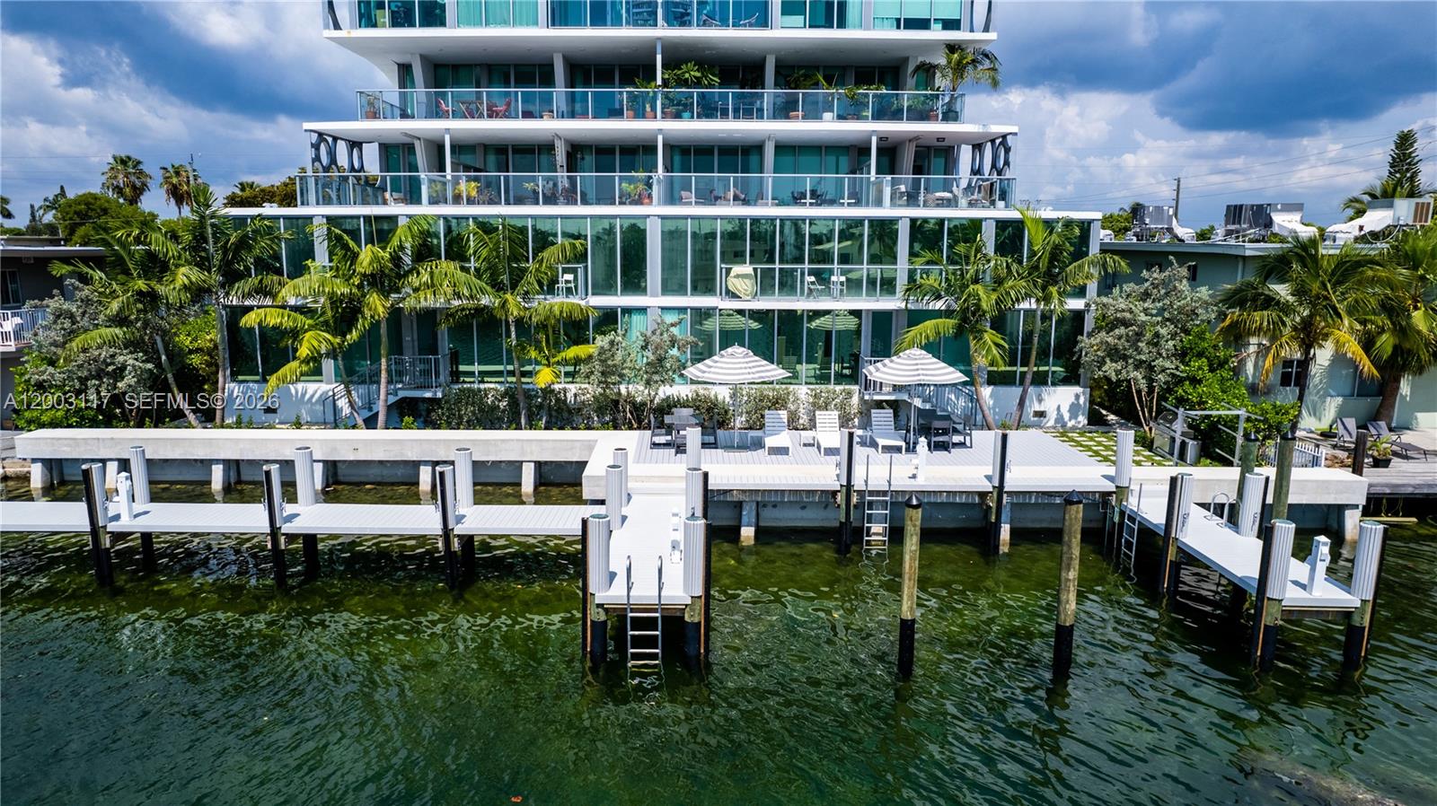 BISCAYNE BCH SUB - Land