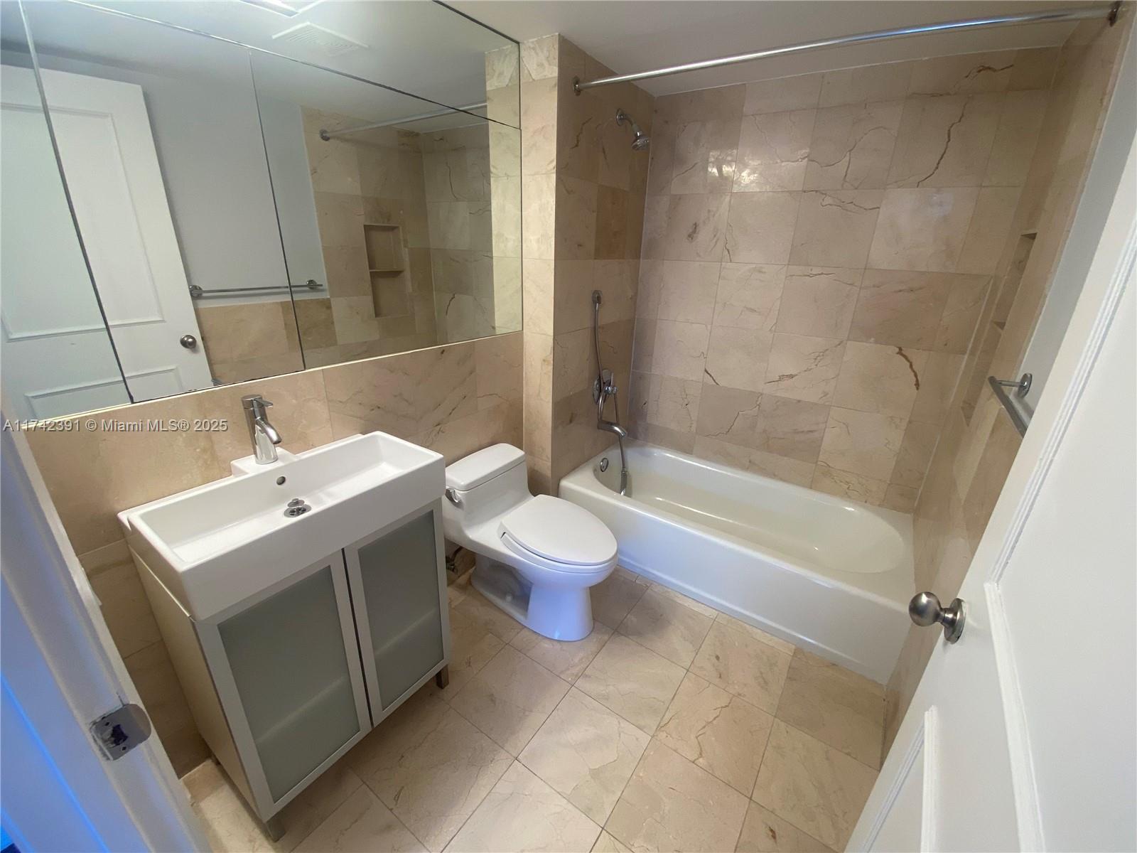 BRICKELL KEY II CONDO - Residential Lease