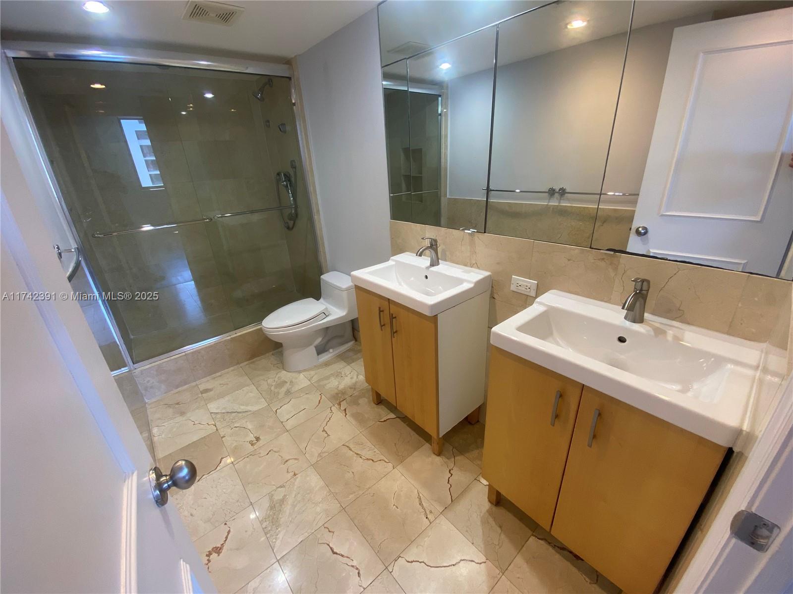 BRICKELL KEY II CONDO - Residential Lease
