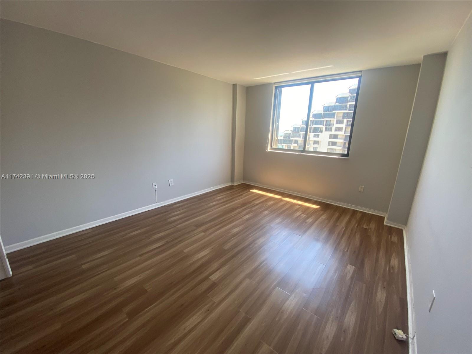 BRICKELL KEY II CONDO - Residential Lease