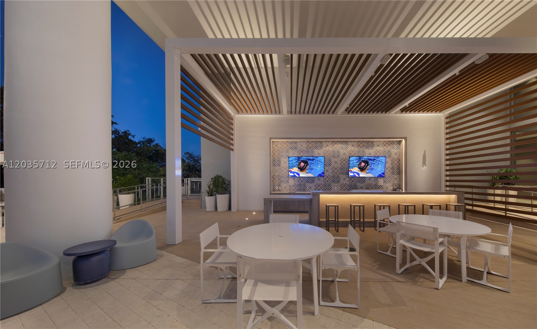 THE HARBOUR SOUTH CONDO - Residential Lease