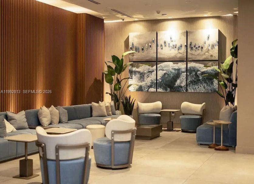 SMART BRICKELL - Residential