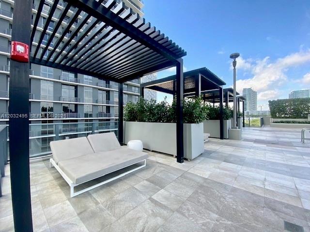 PARAISO BAYVIEWS CONDO - Residential