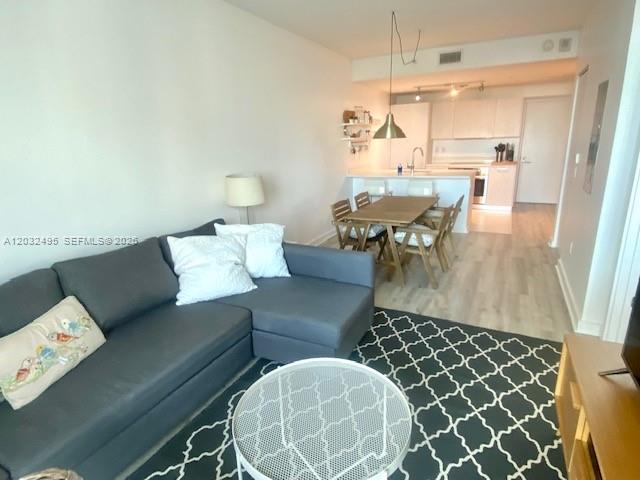 PARAISO BAYVIEWS CONDO - Residential