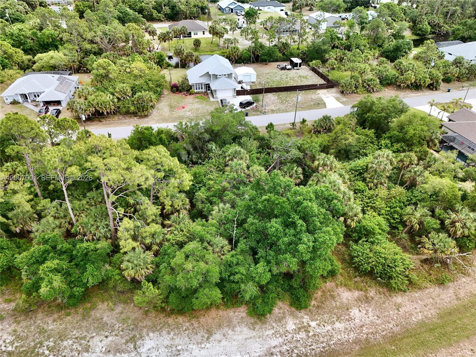PORT CHARLOTTE - Land