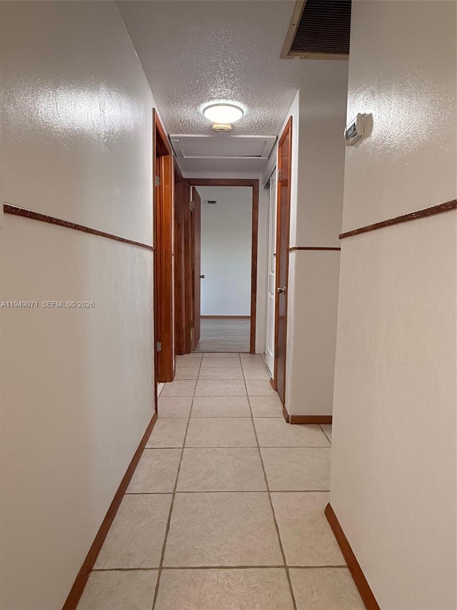 Sebring Lakes Acres - Residential