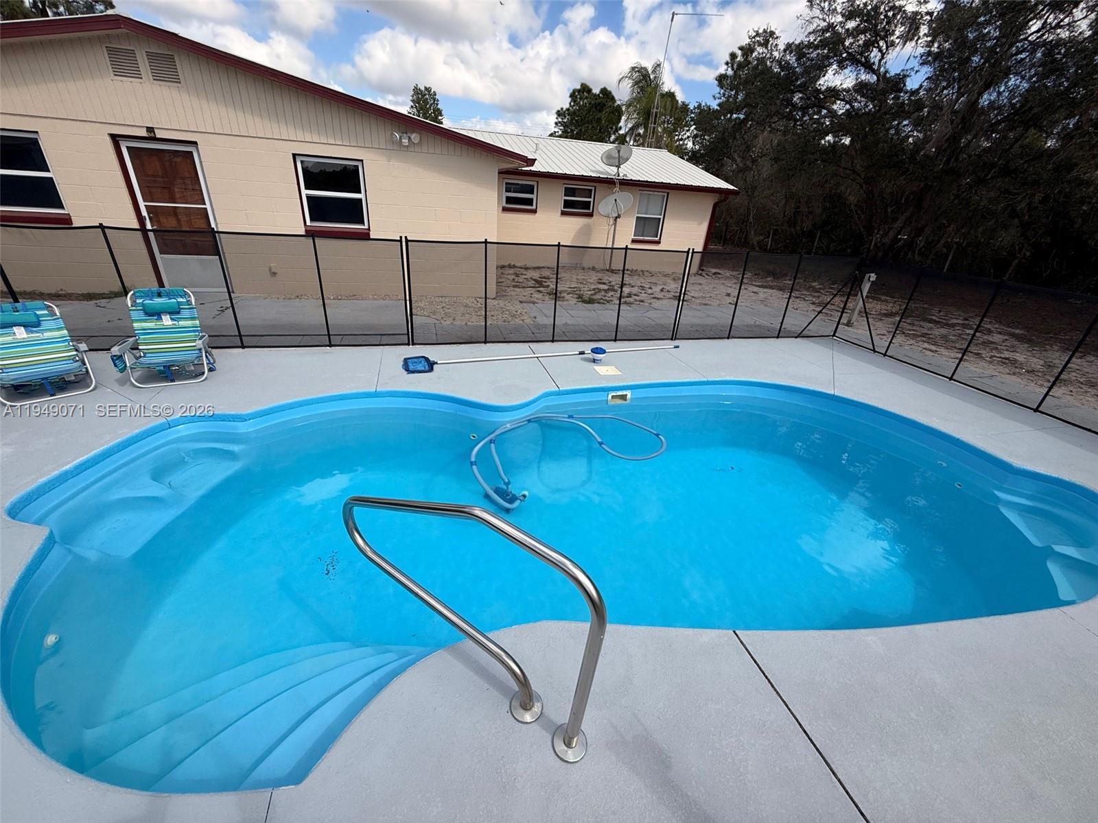Sebring Lakes Acres - Residential