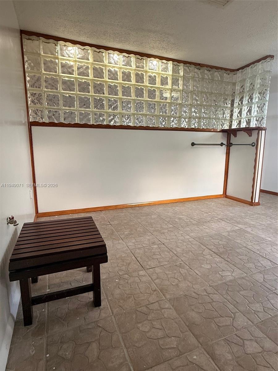 Sebring Lakes Acres - Residential