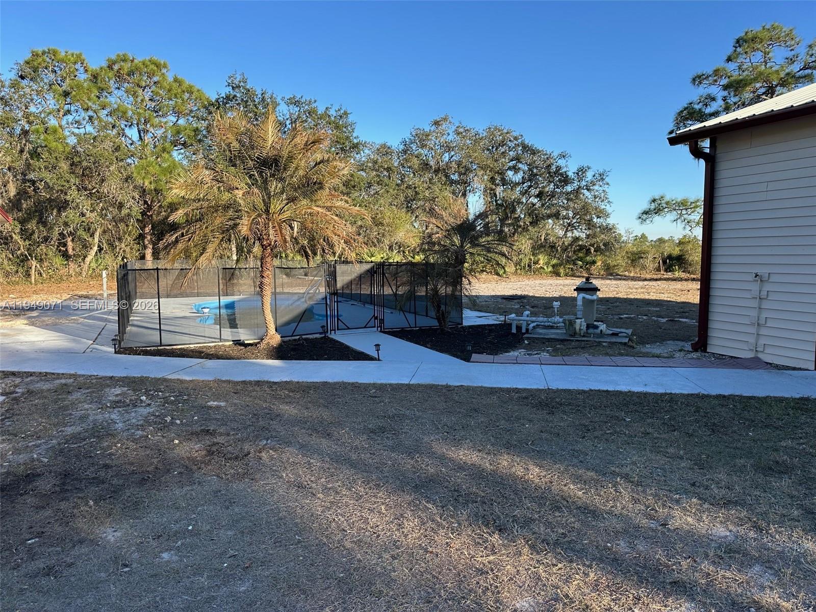 Sebring Lakes Acres - Residential