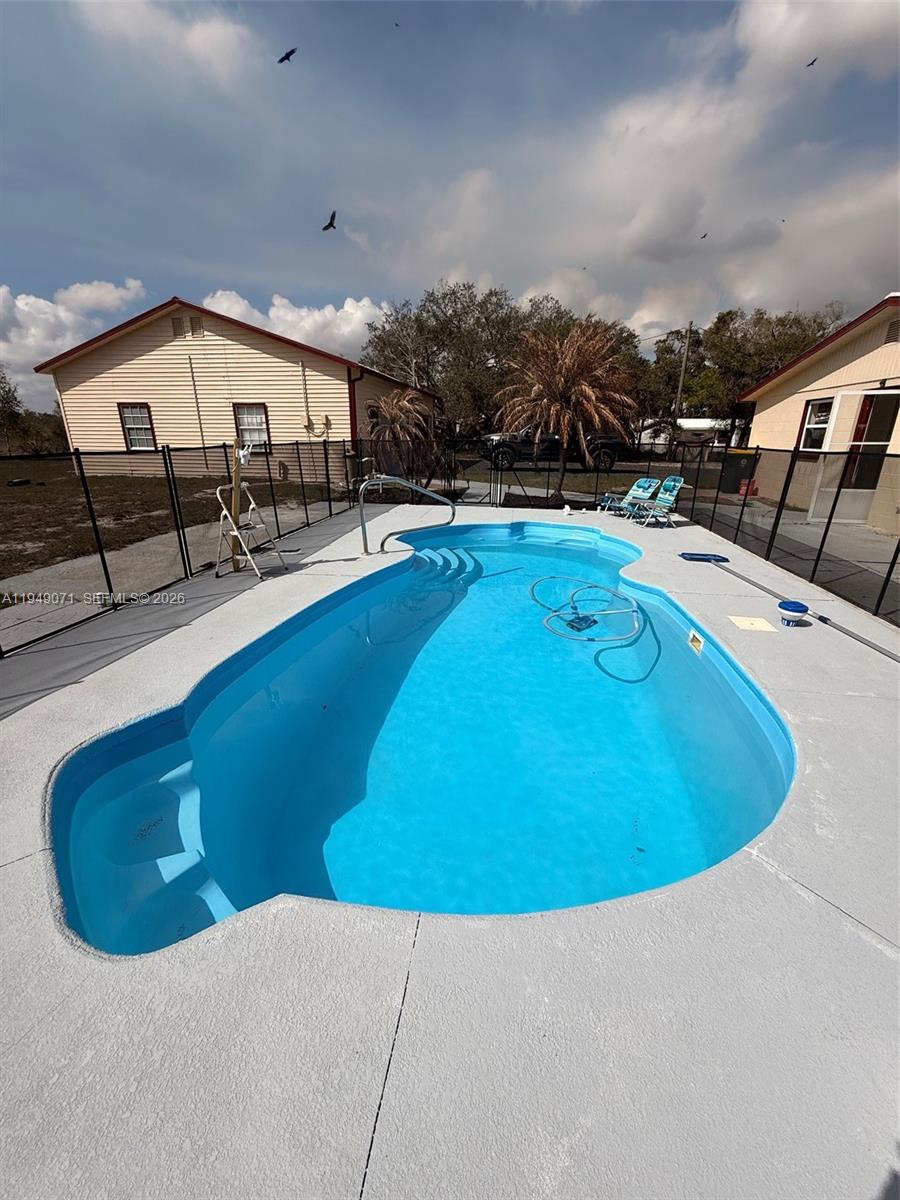 Sebring Lakes Acres - Residential