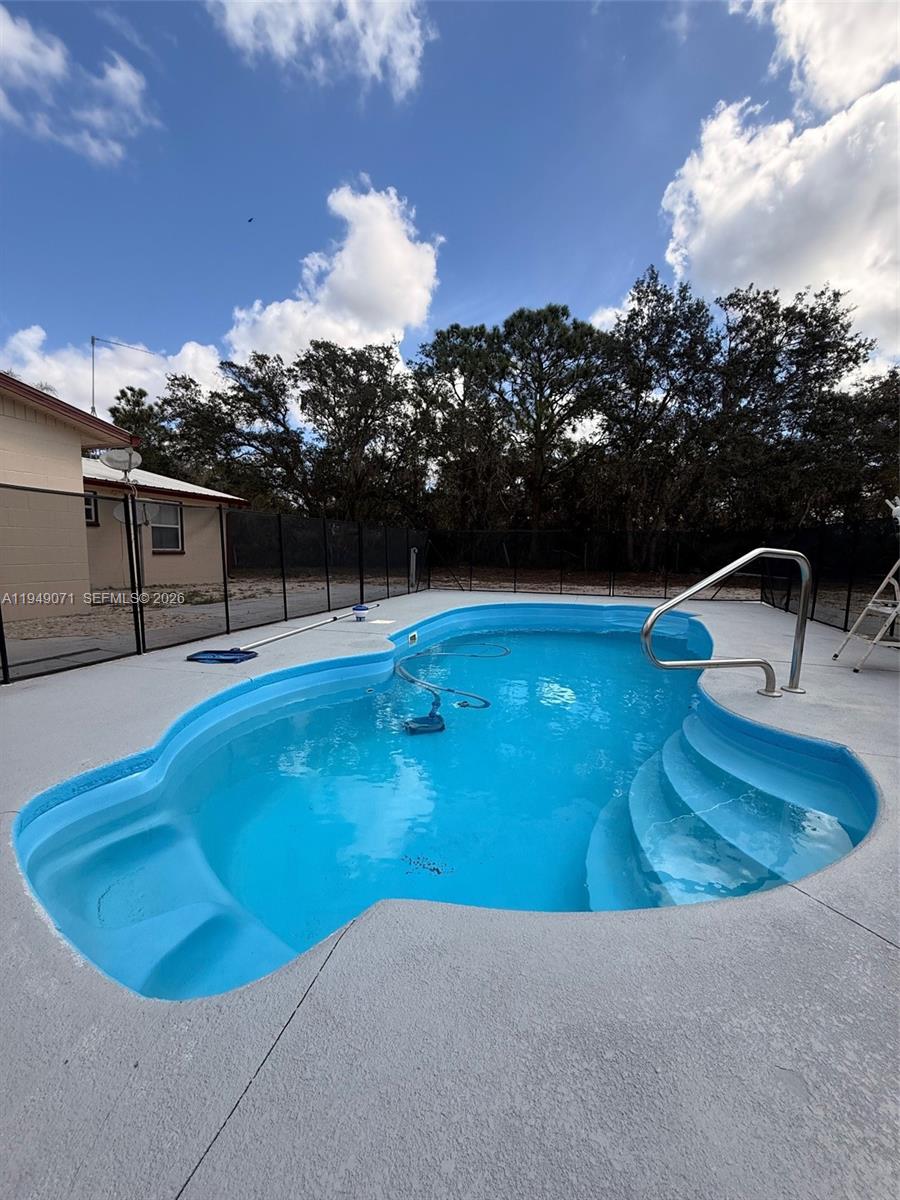 Sebring Lakes Acres - Residential