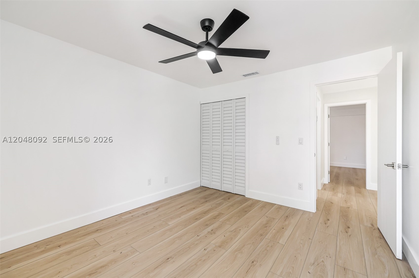 LENOX WOODS - Residential