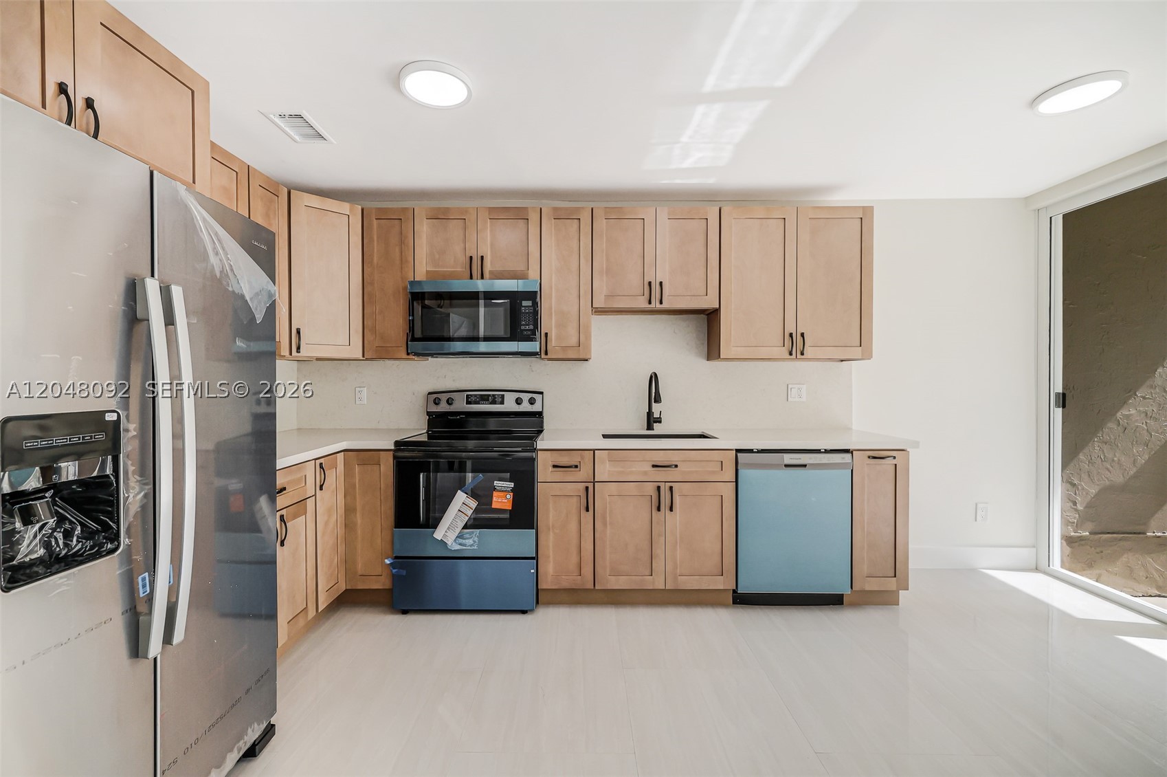 LENOX WOODS - Residential