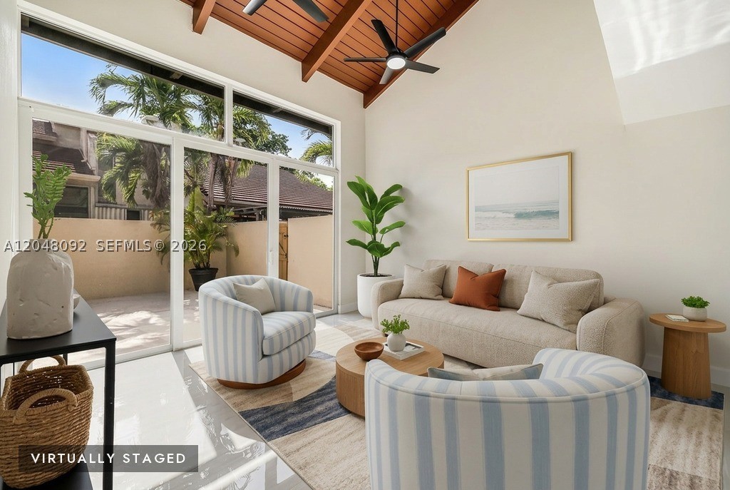LENOX WOODS - Residential